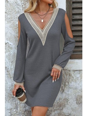Mossta Omuz Açık V Yaka Dantelli Uzun Kol Waffle Mini Elbise - Gri