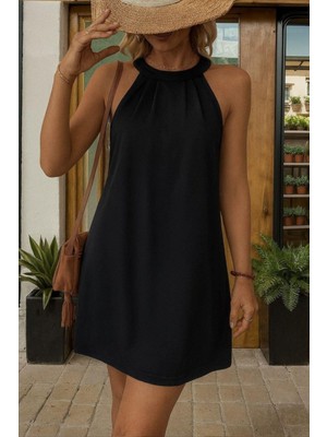 Mossta Halter Yaka Sırtı Dantel Detaylı Krep Elbise - Siyah