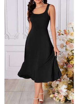 Mossta Kare Yaka Askılı Kloş Elbise - Siyah