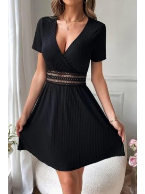 Mossta Kruvaze Yaka Dantel Detaylı Kaşkorse Elbise - Siyah