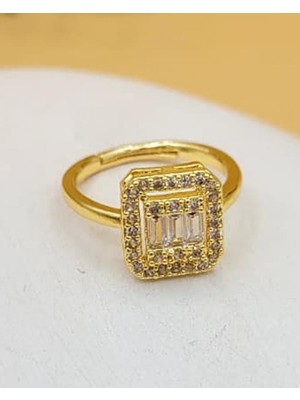 Nevoka Elara Baget Taşlı Gold Yüzük