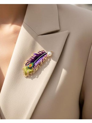 Nevoka Zirkon Taşlı Mor Tavus Kuşu Tüyü Broş