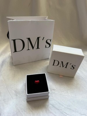 DMs Silver Kırmızı Metalik Gümüş Charm'ı