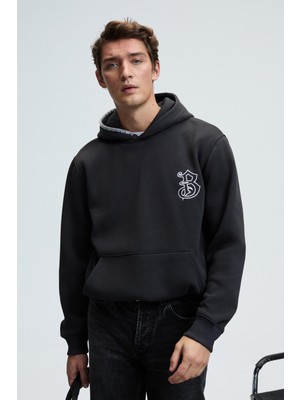 Grimelange GROVER Erkek Kapüşonlu Süs Dikiş Detaylı Göğsü Nakışlı Kanguru Cepli Antrasit Sweatshirt