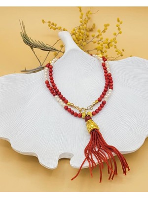 Nevoka Anadolu Kırmızısı Püsküllü Akrilik Boncuk Kolye