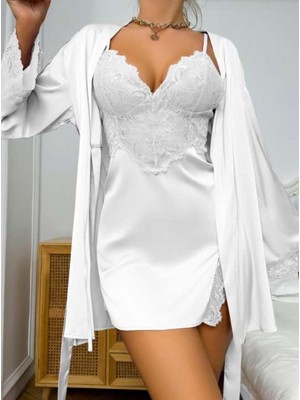 Romantik Dantelli Sabahlık ve Saten Gecelik Seti