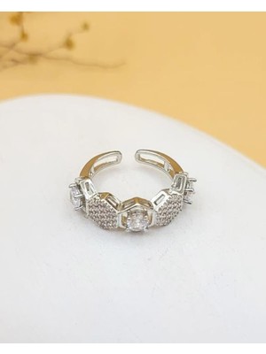 Nevoka Silver Petek Formlu Yarım Tur Zirkon Yüzük