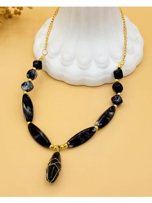 Nevoka Siyah Mermer Dokulu Akrilik Kolye