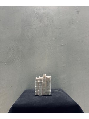 Eskitme Ciltli Kitap Yığını Dekoratif Obje – 23X23 cm Nostaljik Masa ve Kütüphane