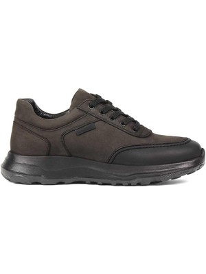 Celal Gültekin Erkek Siyah Kalın Tabanlı Nubuk Deri Sneaker