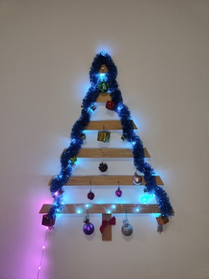 Empressco Kahverengi Doğal Ahşap Yılbaşı Çam Ağacı ve Halat Dekorasyon