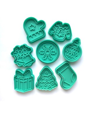 Craftelle Yeni Yıl Temalı 8 Parça Kurabiye Kalıbı Seti | Eldiven, Kazak, Hediye, Ağaç, Çan | Şeker Hamuru ve Kil Şekillendirici