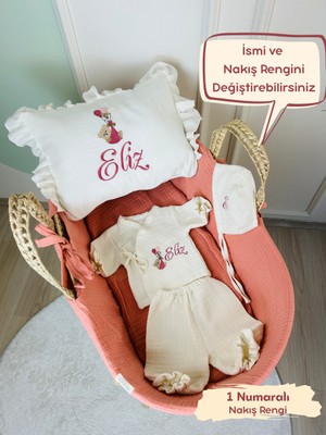 Karsu Tasarım Müslin Hastane Çıkış Seti Isimli Nakış Işlemeli %100 Pamuk (Zıbın Pijama Şapka Yastık Kılıfı)