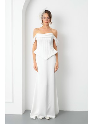 Lafaba Kadın Beyaz Kayık Yaka Balenli Peplum Kesim Saten Abiye Elbise