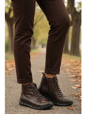 Ayakmod Kahve Hakiki Deri Lastik Bağcıklı Kadın Bot 3910 Z