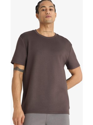 DeFacto Standart Fit Bisiklet Yaka Modal Baskılı Sporcu Kısa Kollu Tişört F8394AX25AU