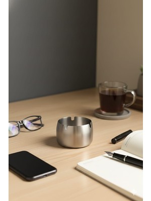 Minimalist Dizayn Yuvarlak Kül Tablası | Ofis, Ev ve Bahçe Için Rüzgar Korumalı Şık Küllük