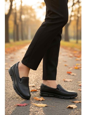 Ayakmod Siyah Hakiki Deri Ortopedik Taban Kadın Günlük Ayakkabı 602 Z