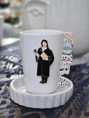 Megg El Yapımı Isimli Avukat Hakim 5 Figürlü Fincan