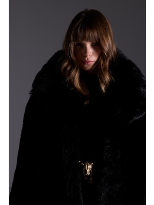 Açelya Okcu Premium Uzun Tüylü Rex Suni Kadın Kürk Kaban