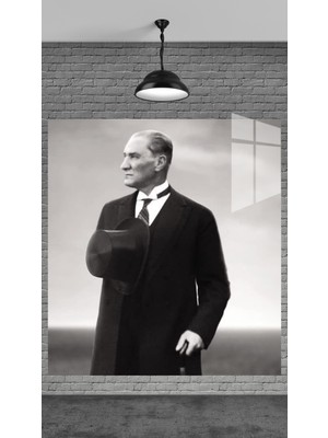 Marsilyan Gazi Mustafa Kemal Atatürk Tablosu Temperli Cam Üzerine Sevgilinize Yılbaşı Hediye