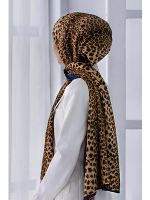 Vissona Lüks Medine Barok Bardürlü Leopar Desenli Hardal - Lacivert Renkli 75X195 Kırışmaz Şal Moss Krep Dikiş Tipi Italyan Dikişli
