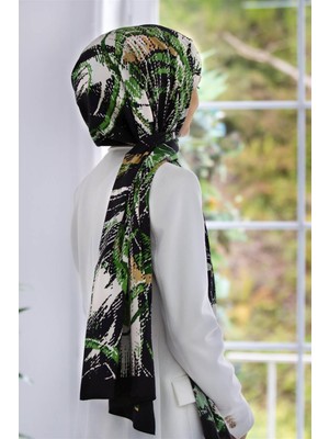 Vissona Lüks Medine Ipeği Degradeli Çizgi Desenli Zümrüt Yeşili Renkli 75X195 Kırışmaz Şal Moss Krep Dikiş Tipi Italyan Dikişli