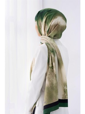 Vissona Lüks Medine Batik Desenli Zümrüt Yeşili Renkli 75X195 Kırışmaz Şal Moss Krep Dikiş Tipi Italyan Dikişli