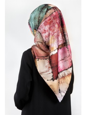 Violla Twil Yamalı ve Geometrik Desenli Hardal Renkli 90X90 Eşarp (Ipek Içermez) Dikim Şekli : El Dikişi