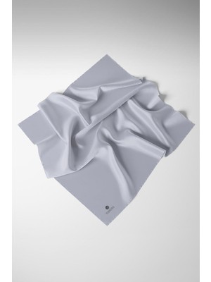 Vissona Viskon Twill Ipek Az Hatalı Açık Gri  Renkli 90X90 Düz Eşarp Dikim Şekli : El Dikişi