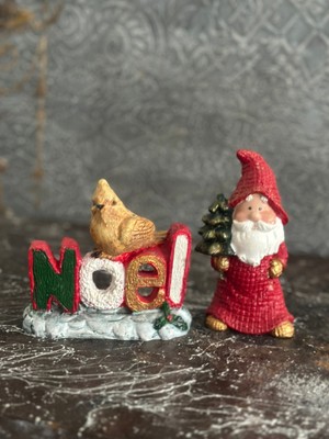 Empressco Neşeli Noel Baba ve Polyester Biblolar, Kırmızı Renkli Dekorasyonlar