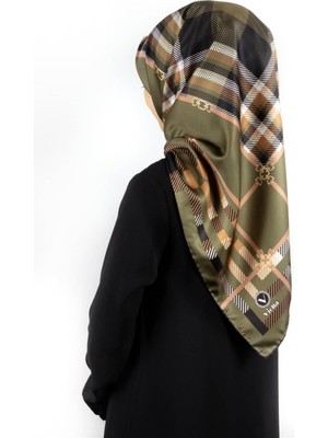 Violla Twill Kemerli ve Ekose Desenli Haki Yeşili Renkli 90X90 Eşarp (Ipek Içermez)Kenar Dikiş Şekli El Dikişli