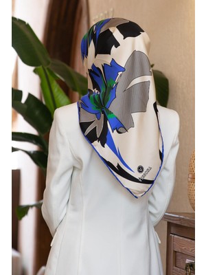 Vissona %100 Twill Ipek Çiçek Desenli Krem - Saks Renkli 90X90 Eşarp Dikim Şekli : El Dikişi