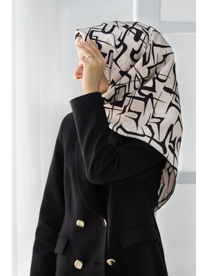 Vissona % 57 Ipek % 43 Viskon Twill Ipek Soyut Geometrik Desenli Krem - Siyah Renkli 90X90 Eşarp Dikim Şekli : El Dikişi