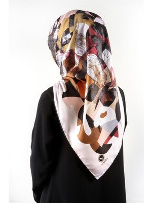 Violla Twill Geometrik Çiçek Desenli Krem Renkli 90X90 Eşarp (Ipek Içermez) Dikim Şekli : El Dikişi