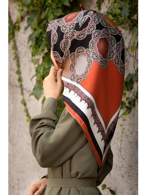 Vissona %100 Twill Türk Motifi  Desenli Bej - Taba Renkli 90X90 Eşarp Dikim Şekli: El Dikişi