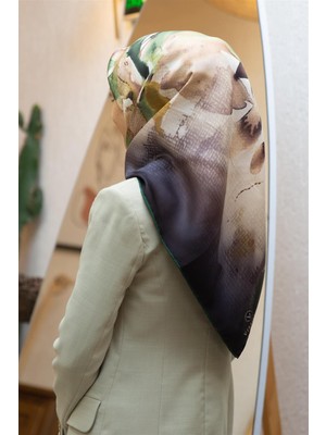 Vissona %100 Twill Ipek Suluboya Çiçek Desenli Hardal - Haki Renkli 90X90 Eşarp Dikim Şekli : El Dikişi