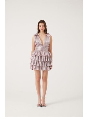 Markano Paola Elbise Pembe