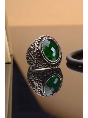 Innuendo Jewelry Innuendo Yeşil Zirkon Taşlı Yanları Desenli 925 Ayar Gümüş Erkek Yüzük