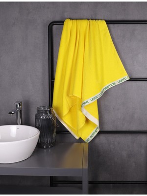 BE-0823-YE Benetton Plaj Havlu