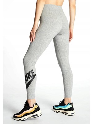 Nike Swoosh Yüksek Bel Pamuklu Bayan Gri Tayt