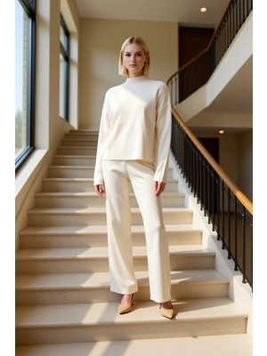 Kadın Alt Üst Çizgili Oversize Dik Yaka Triko Kazak Pantolon Ikili Takım Kış Günleri Konforlu Bir