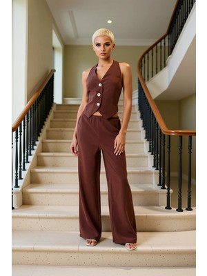 Kadın Alt Üst Halter Yaka Yelek ve Düşük Bel Geniş Paça Pantolon Ikili Takım Yazlık Şıklık ve Konfor