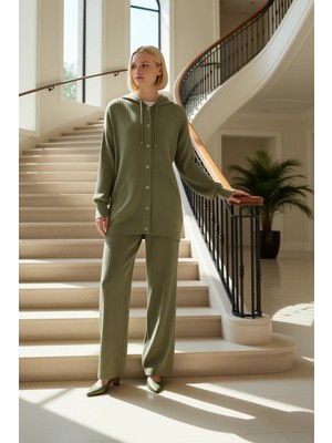 Kadın Alt Üst Oversize Kapüşonlu Ribana Örgü Triko Hırka ve Geniş Paça Pantolon Takımı Rahat Şıklık