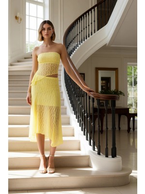 Kadın Alt Üst Straplez Dantel Örme Crop Bluz Asimetrik Kesim Midi Etek Takımı Davetler Yaz Akşamları