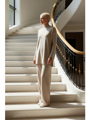 Kadın Alt Üst Yüksek Yaka Uzun Kollu Triko Tunik Yırtmaç Geniş Paça Pantolon Ikili Takım Günlük