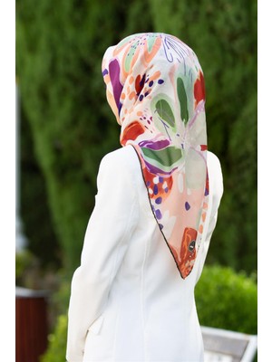 Violla Twill Yumuşak Dokulu Çiçekli Batik Desenli Bordo - Bej Renkli 90X90 Eşarp (Ipek Içermez) Dikim Şekli : El Dikişi