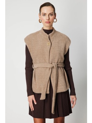 On Triko Beli Kuşaklı Dokulu Yelek 64900-26K