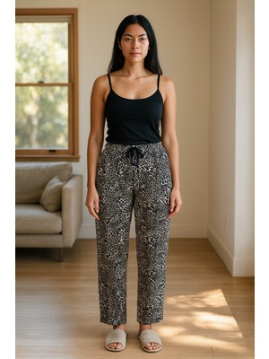 Made By Me Büyük Beden Leopar Desenli Kadın Pijama Altı – Rahat Kesim, Yumuşak Kumaş, Günlük Ev Giyim