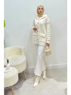 Tesettür Diyarı Carel Gold Düğmeli Kapüşonlu Cepli Hırka- Krem Standart (36-42 Uyumlu)